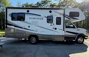 2017 Forester 2291S – Easy, Luxury & Family Fun