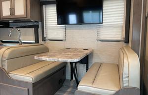 2023 Thor Motor Coach Quantum SE SE31 Ford