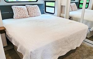 Prime Time RV Crusader 335RLP