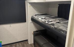 2024 Jayco Eagle 321RSTS RV rental photo 18