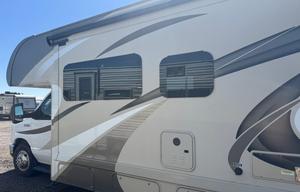 'Quinn' 2018 Thor Motor Coach Quantum WS31