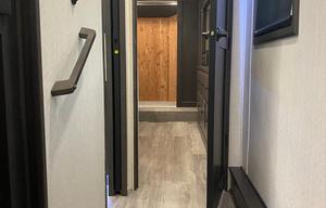 2021 DRV Luxury Suites FullHouse JX450