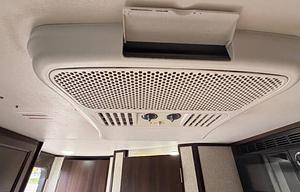 2019 Jayco Jay Flight SLX 7 145RB RV rental photo 25