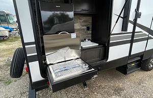 2023 CrossRoads RV Cruiser Aire CR33BHB