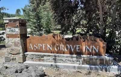 Aspen Grove Inn