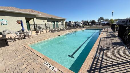 Southern Oaks RV Resort