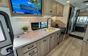 S-13 Luxury Medium Class C - Sunseeker 3010