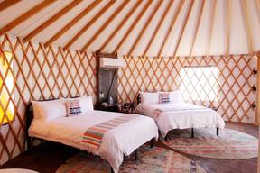 Johnny Yurts