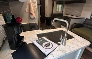 Family friendly RV with 2 A/Cs