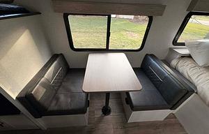 Family Adventure Bunkhouse – Easy Tow