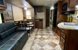 Comfy Zinger 32ft Crossroad, Clean and Fun!