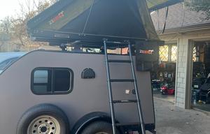 2020 Unknown UkanCamp 58 Classic + Rooftop Tent