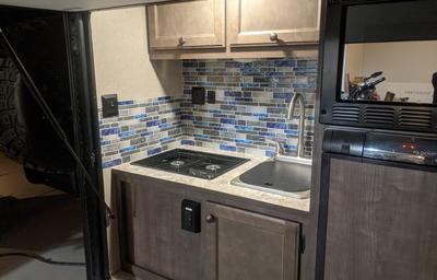 2021 Sunset Park RV Sunray 109 RV rental photo 2
