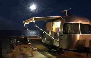 “Moonwalk” 16' Airstream with Solar -Ready to Go-