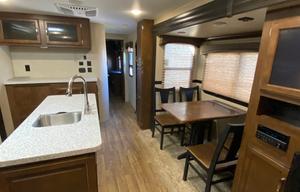 2018 SportTrek Touring Edition STT343VIK