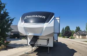 2021 Prime Time RV Crusader LITE 33BH