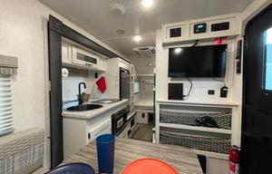 Stylish, compact camper, sleeps 4, lots of options