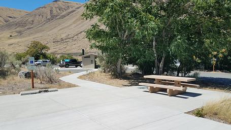 Accessible campsite 20 at Macks Canyon Recreation Site