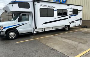 2023 Forester LE 2851SLE Ford RV rental photo 4