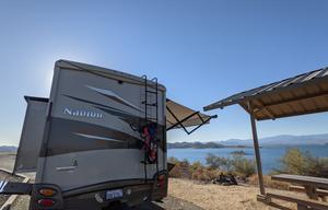 2017 Winnebago Navion 24J