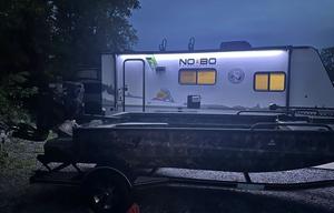 The Labrador Lodge – Pet-Friendly, Off-Grid Camper