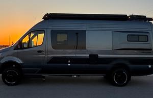 2025 Crew Mode Crew Mode RV rental photo 15
