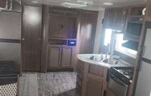 2018 Trail Runner 30USBH RV rental photo 8