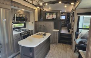 2023 Jayco North Point 382FLRB