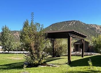 Aspen Grove Inn