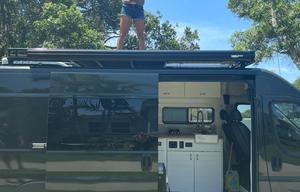 Jane's Island Venture Vans