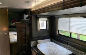 2018 Heartland Trail Runner SLE 292 RV rental photo 6