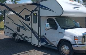 2021 Winnebago Outlook White Edition * Solar*Airpo