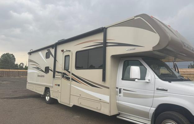 'Winnie' 2018 Winnebago Minnie Winnie ACO1706
