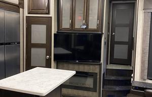 2019 Grand Design Momentum M-Class 349M
