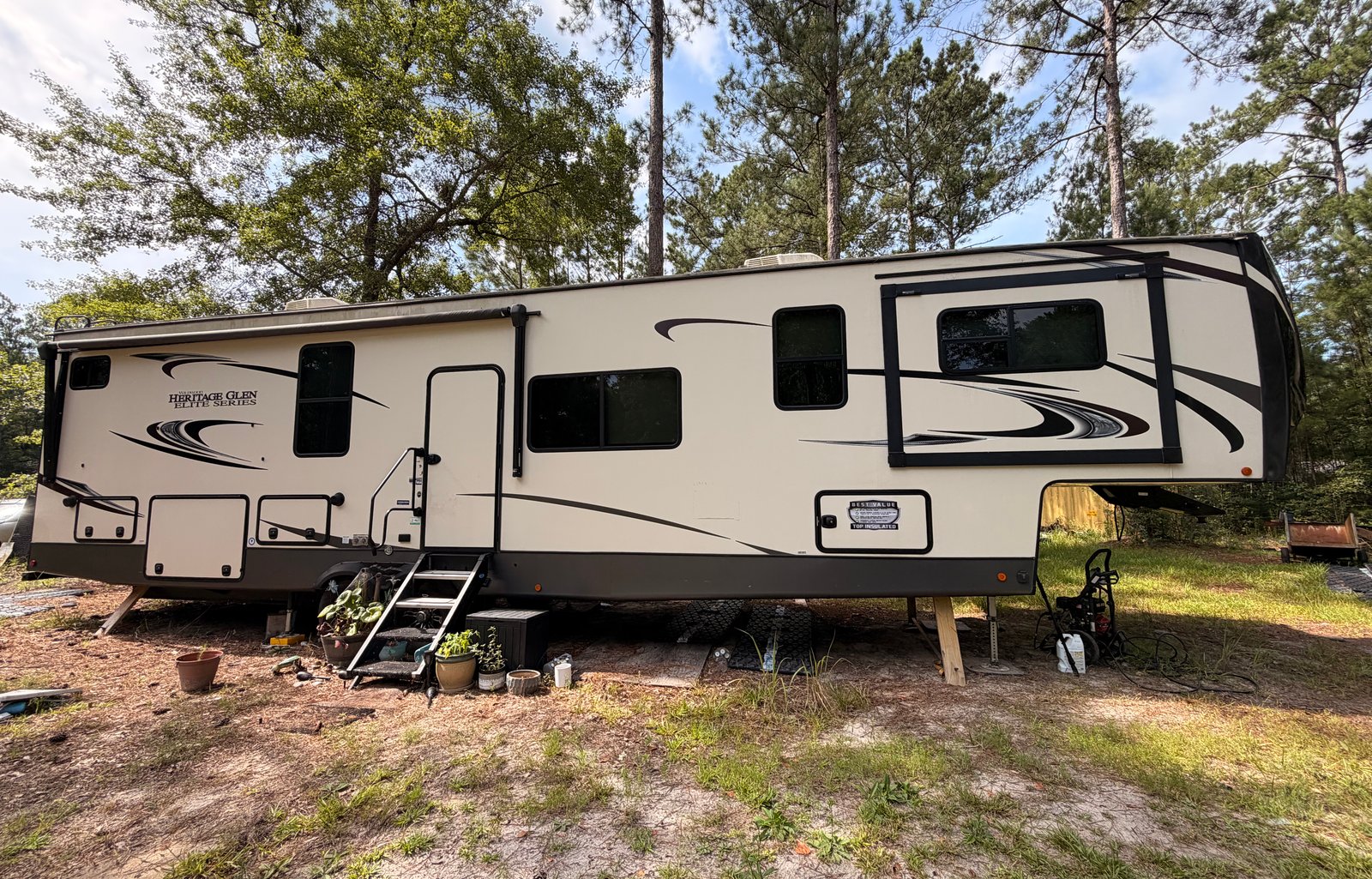 2021 Forest River Rv Wildwood Heritage Glen Elite Series 36FL