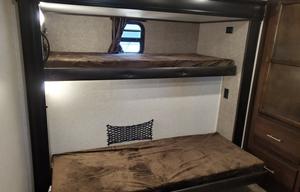32' Jayflight Bunkhouse 32BHTS. DELIVERY ONLY