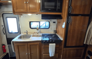 2018 Coachmen Leprechaun YVNC2146