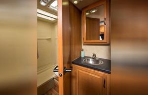 2014 Thor Motor Coach Four Winds Majestic