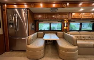 2014 Tiffin Phaeton 40QKH Bunkhouse