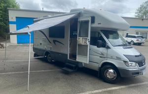 Mercedes Great MPG & easy ride diesel motorhome