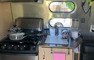 2018 Airstream RV Flying Cloud 19CB