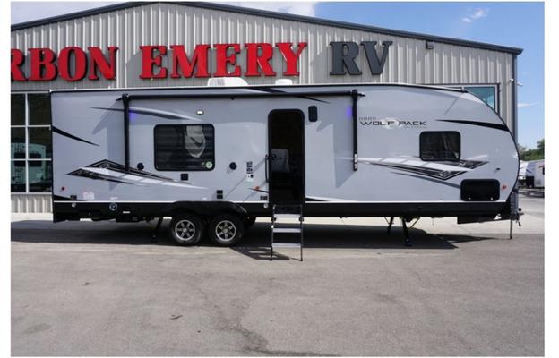 Newer 2021 Family Fun Toy Hauler