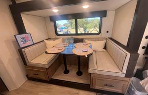 5 starts Rv trailer