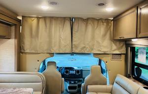 2022 Thor Four Winds 31E (with Bunkhouse)