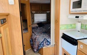 2003 Komfort Trailblazer T273FBS