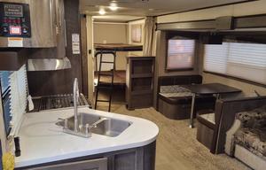 2016 Dutchmen RV Kodiak Ultimate 295TBHS