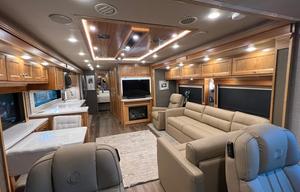 Luxurious Tiffin Motorhome! As new as it gets!