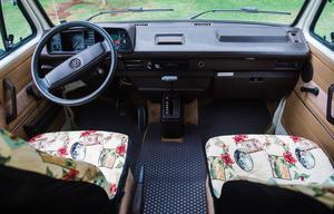 Hawaii Camper Van! Classic VW Pop-Top 5 minutes from Honolulu Airport on Oahu