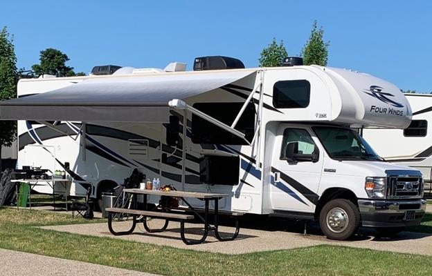 2022 Four Winds - Bunkhouse & Outdoor TV