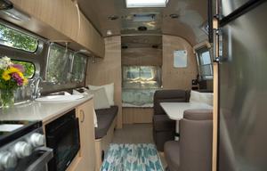 2020 Airstream RV Flying Cloud 30FB Bunk